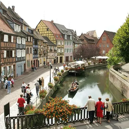 Au Buisson De Roses 아파트 *