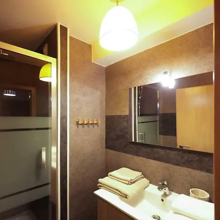 Au Buisson De Roses Кольмар